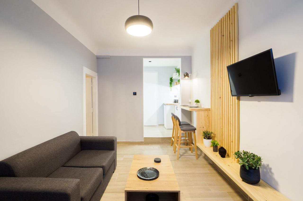 Athenian Central Studio With Garden! Exterior photo