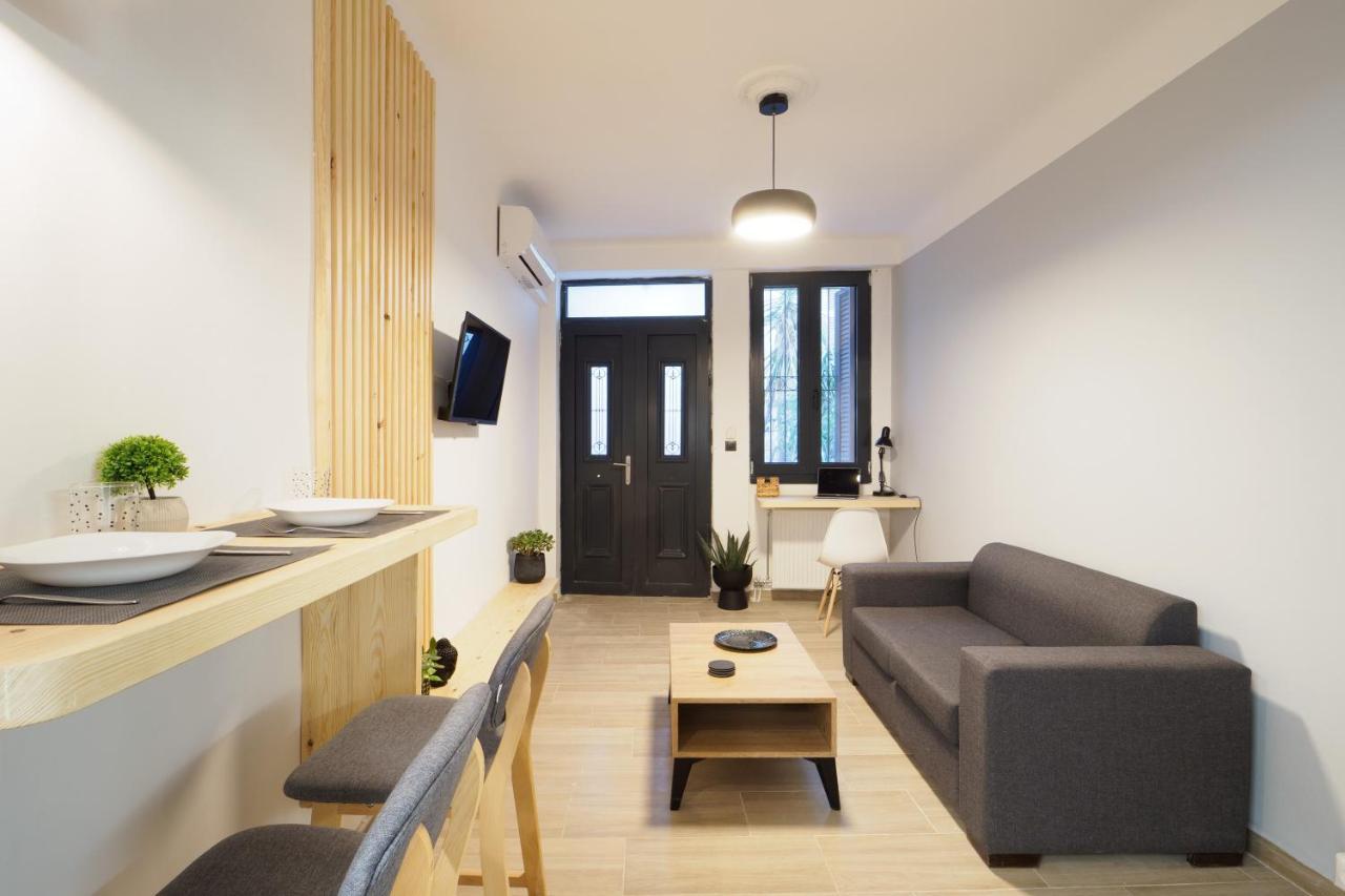 Athenian Central Studio With Garden! Exterior photo