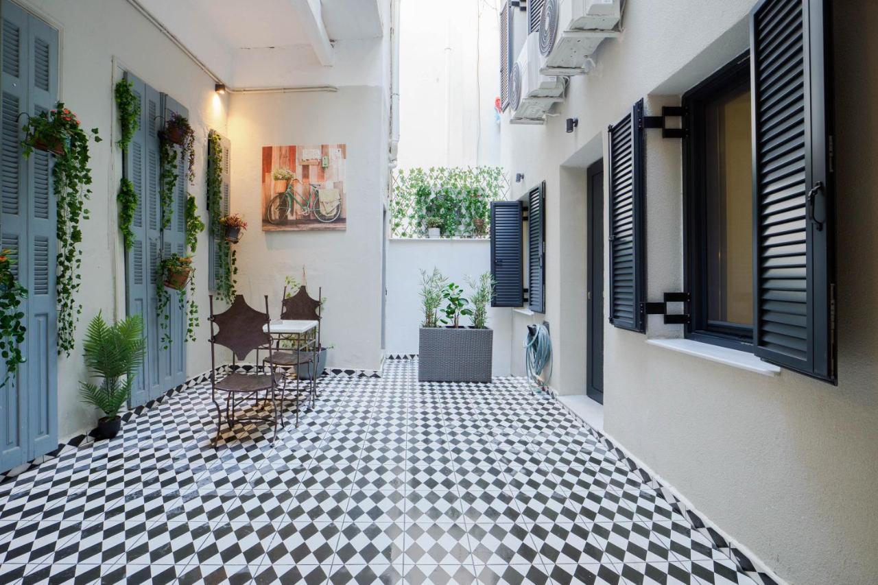 Athenian Central Studio With Garden! Exterior photo