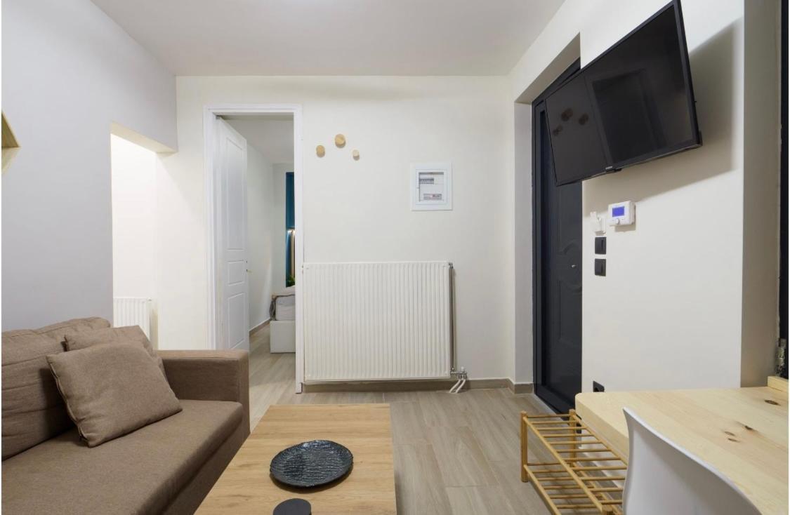 Athenian Central Studio With Garden! Exterior photo